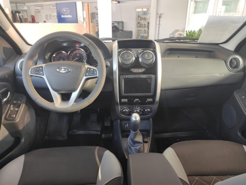 1.6 Л 16 кл. (106 л.с.), 5mt / Luxe / Prestige