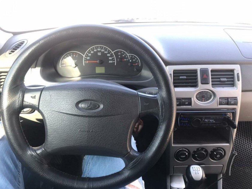 Приора 2009 Люкс комплектация