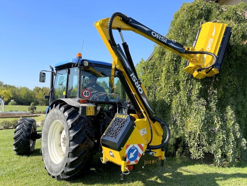 Манипуляторная косилка