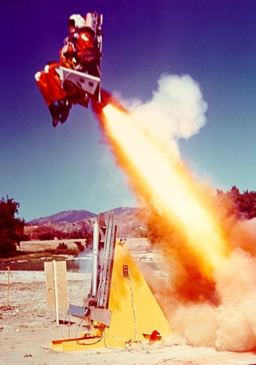 Самолёт катапульта