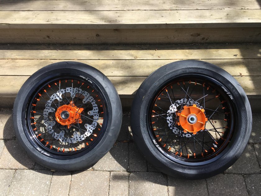 Колеса супермото