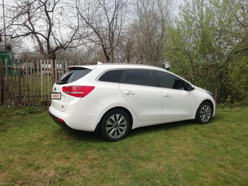 Киа СИД JD универсал белый