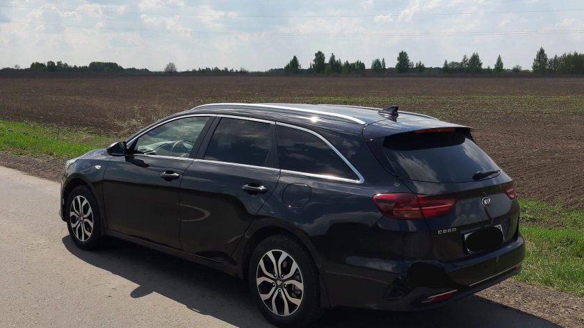 Kia Ceed универсал 2021 черный