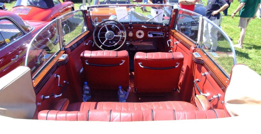 Хорьх 830 кабриолет салон