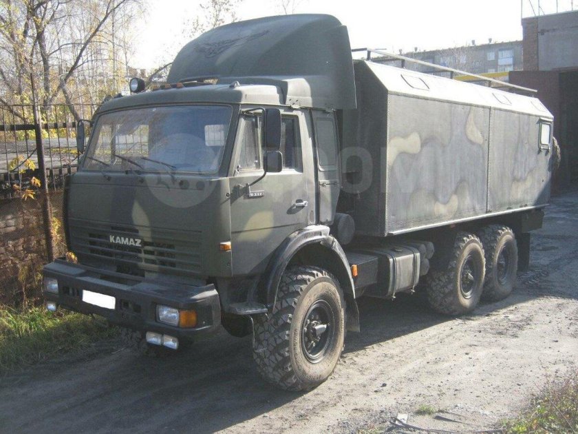 КАМАЗ 43118 зеленый