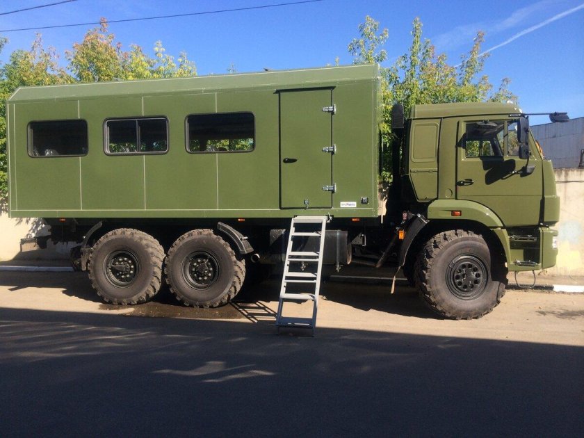КАМАЗ 43118 военный