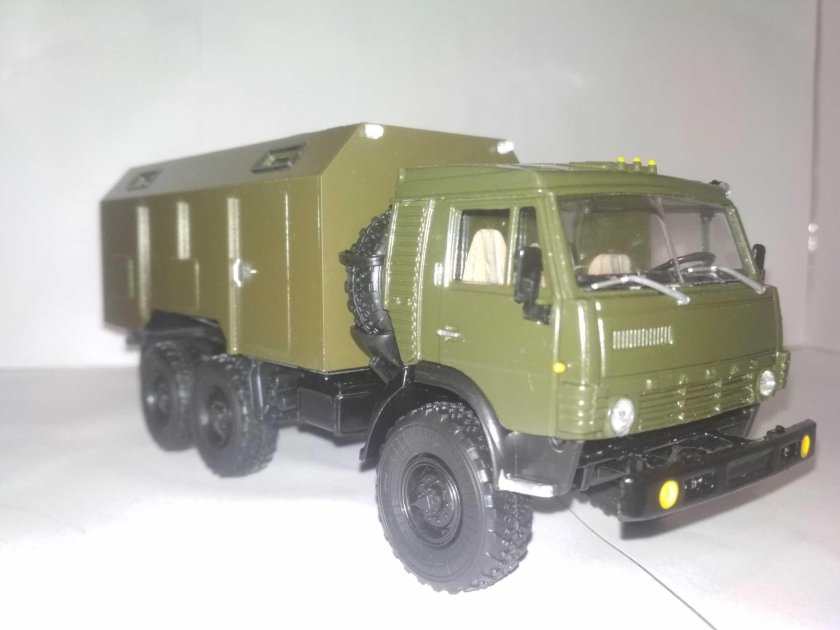 КАМАЗ 5350 кузов фургон