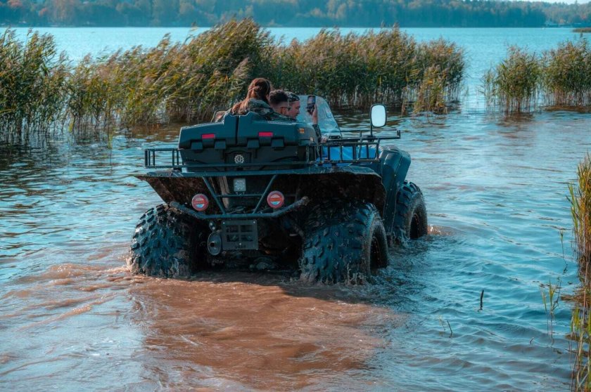 Квадроцикл амфибия большой