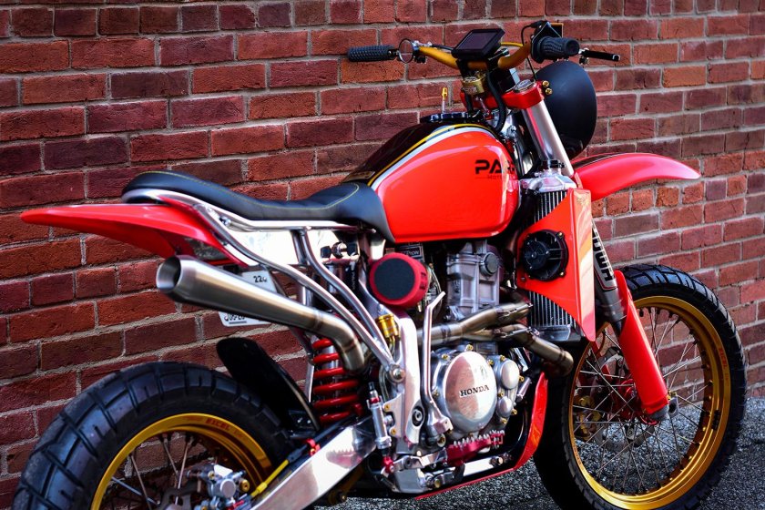 Honda - XR 600 R фара