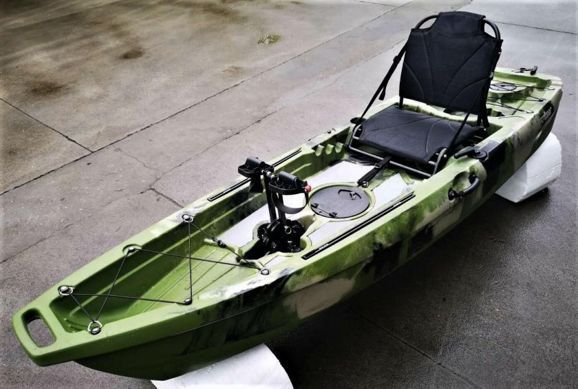Разборный каяк для рыбалки с педалями