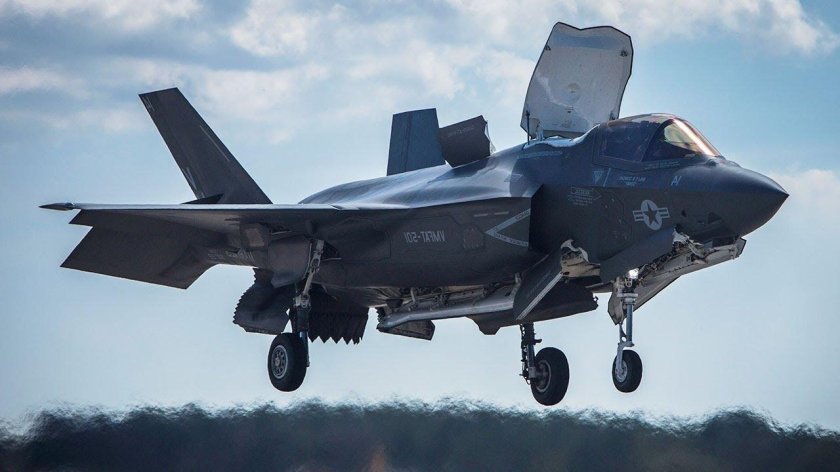 Истребитель f-35 Lightning II