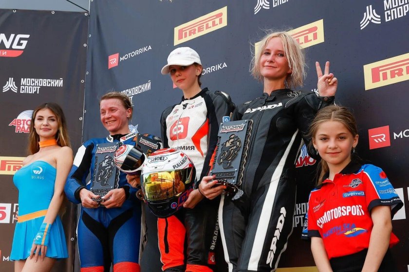 Анастасия Белякова мотогонщица