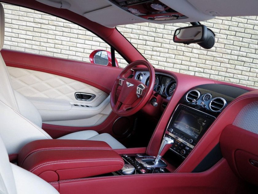 Красный салон Бентли Континенталь