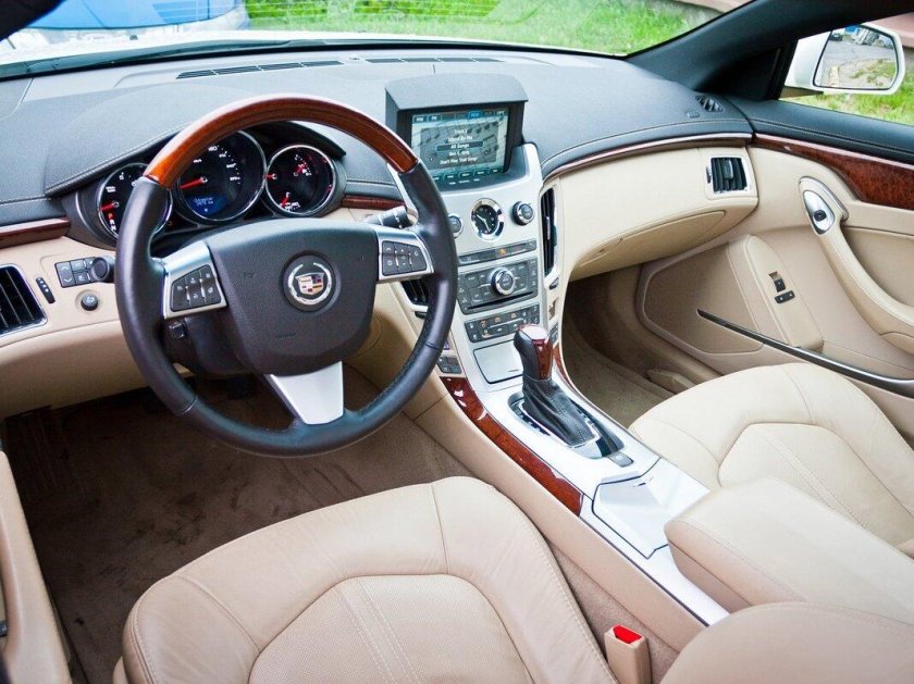 Cadillac CTS 2 салон