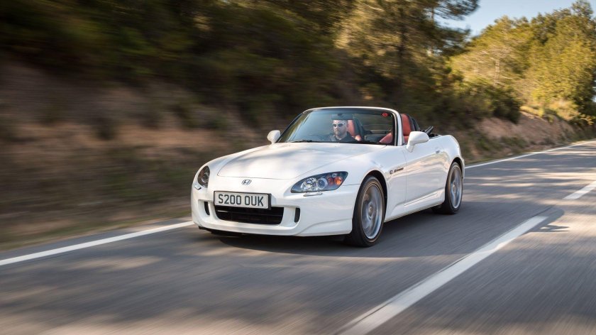 S2000