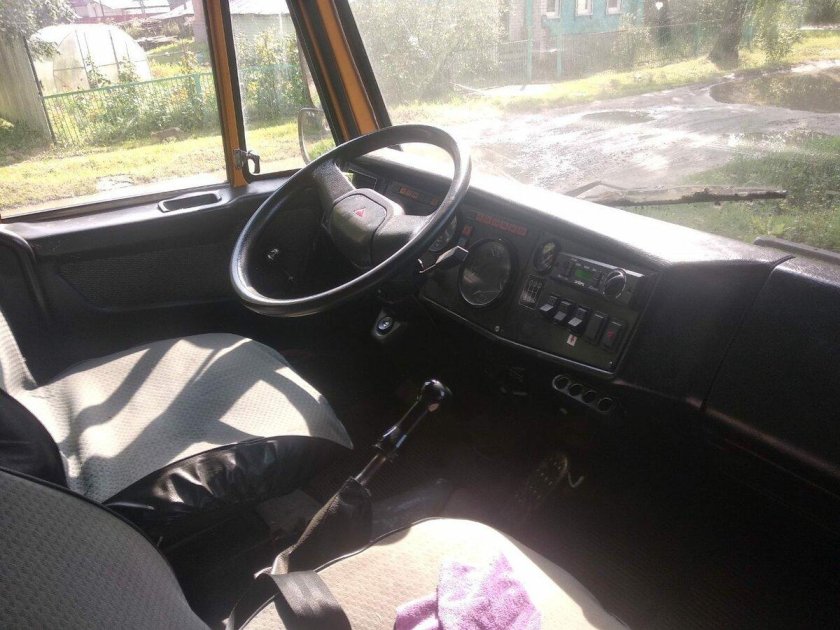 КАМАЗ 4308 2007 салон