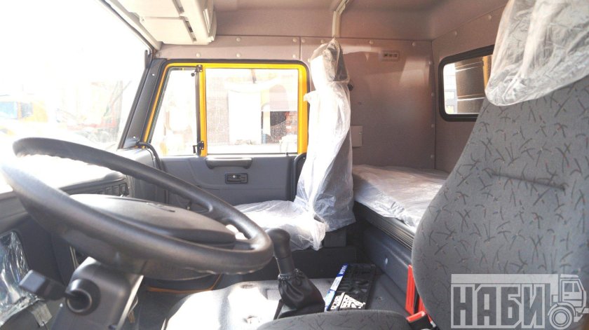 КАМАЗ 4308 кабина макси