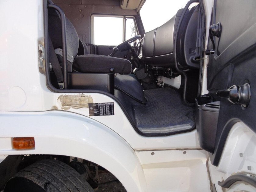 КАМАЗ 4308 сдвоенная кабина