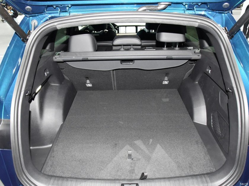 Geely Monjaro 2022 kx11 багажник