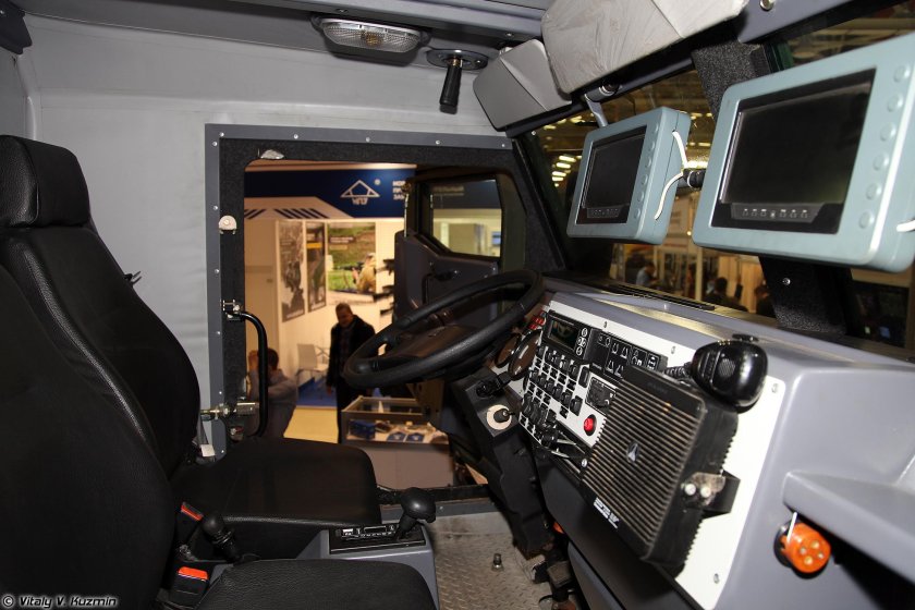 Бронеавтомобиль КАМАЗ-63968