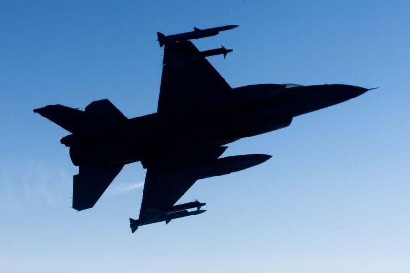 Военный истребитель