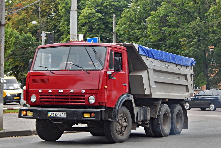 Грузовик КАМАЗ 55111