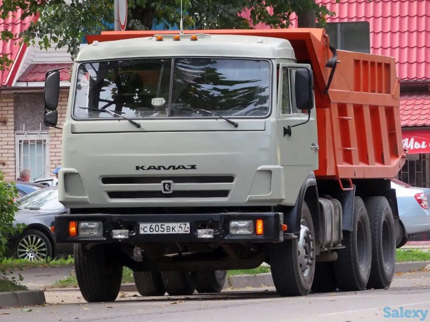 Военный самосвал КАМАЗ 55111