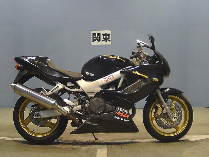 Honda VTR 1000 F