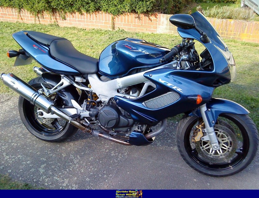 Honda vtr1000f Firestorm