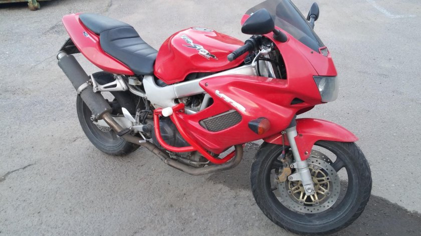 Дуги на хонду Втр 1000ф