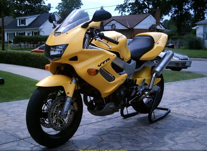 Yamaha VTR 1000