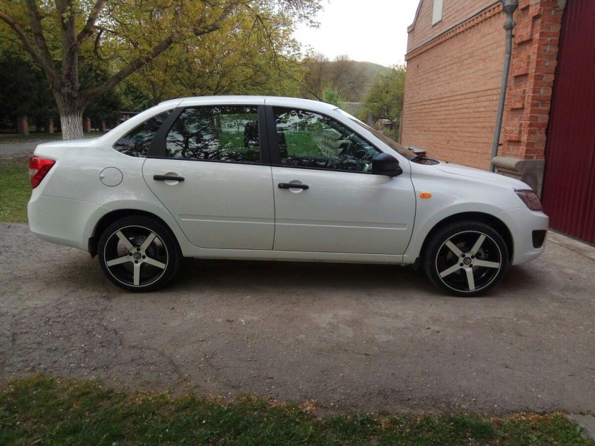 Лада Гранта на колесах 195/55/16