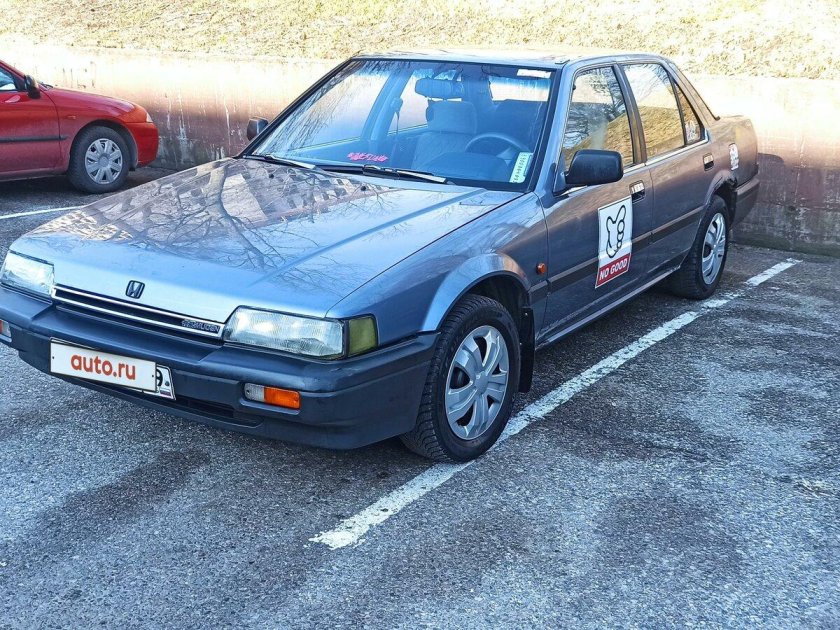 Honda Accord 1988 седан