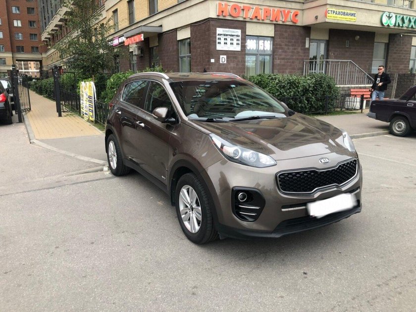 Kia Sportage 4 коричневый
