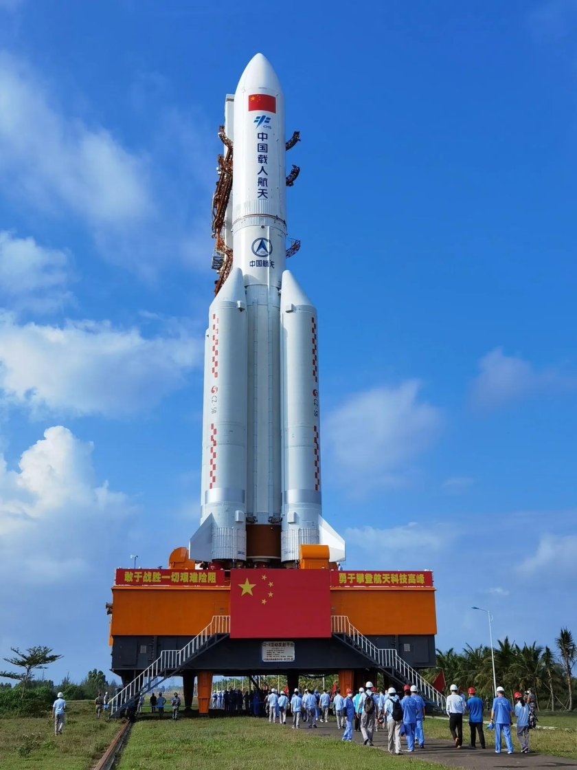 Китайская ракета-носитель Чанчжэн-5б