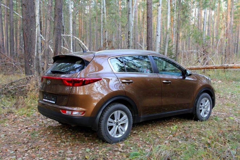 Kia Sportage коричневый