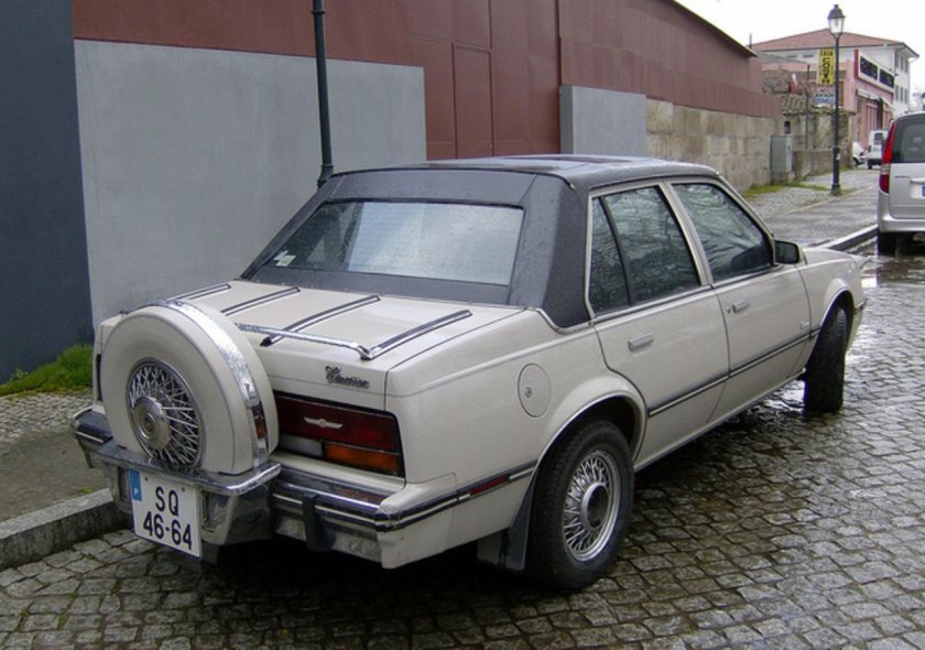 Cadillac Cimarron 1984