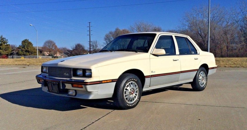 Cadillac Cimarron 1985