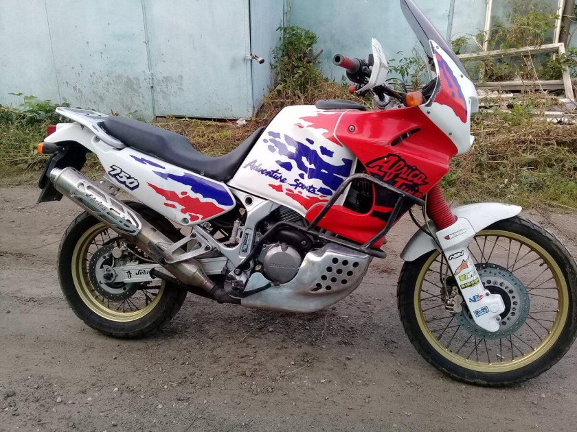 Honda Africa Twin 750
