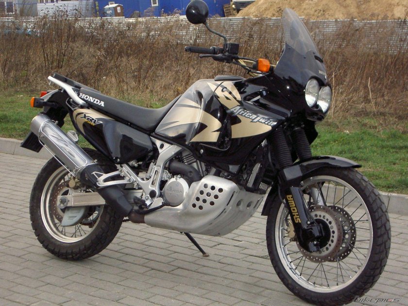 Honda Africa Twin 750