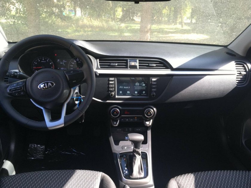 Киа Рио Люкс 2018