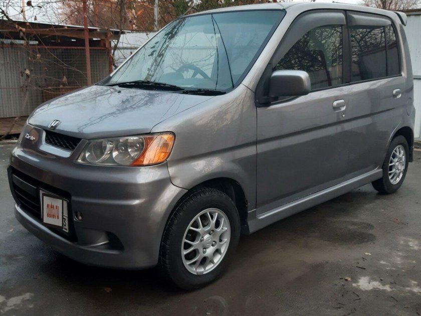 Honda Life 2001