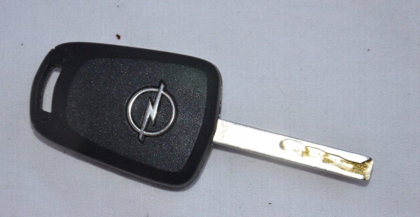 Ключ от Опель Астра