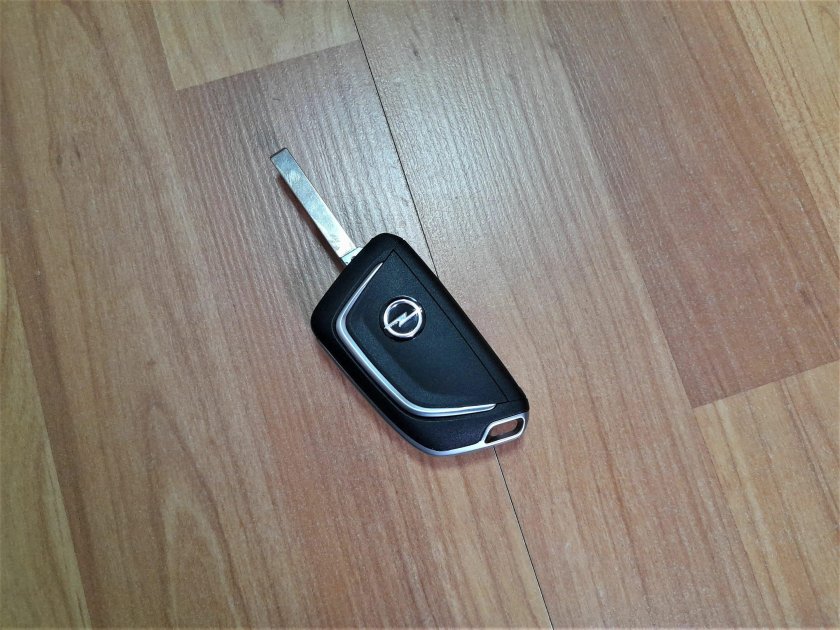 Болванка выкидного ключа Mercedes w202