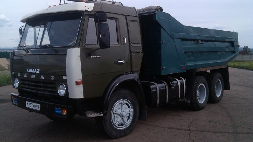 Грузовик КАМАЗ 55111