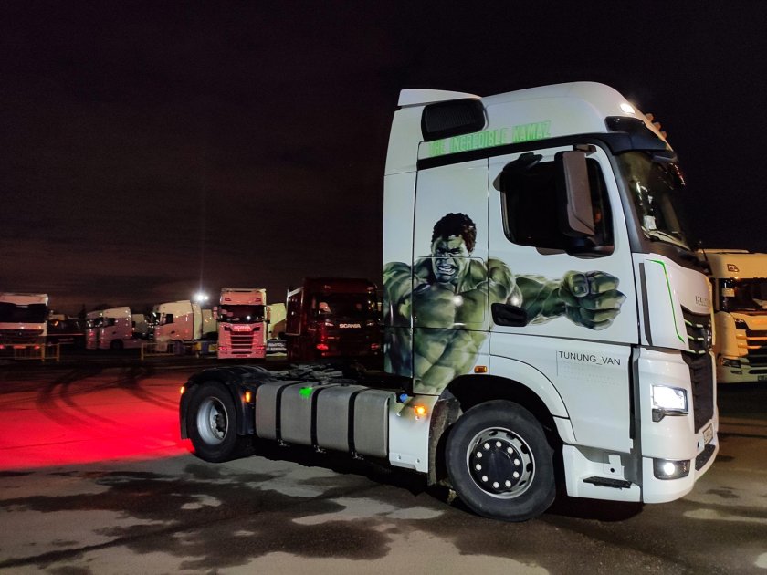 КАМАЗ 5490 Дальнобой