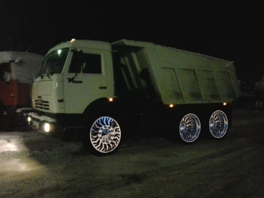 КАМАЗ на литье