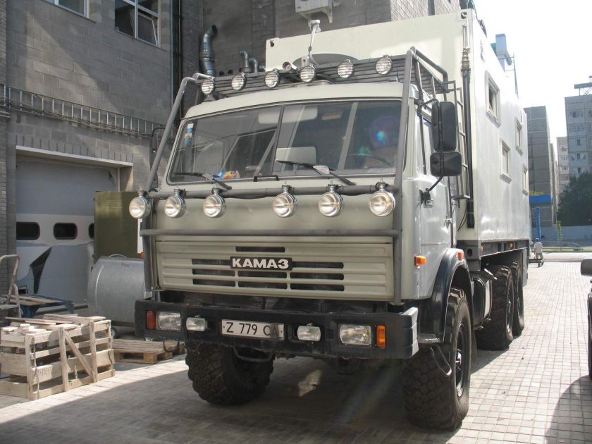 КАМАЗ 4310 военный
