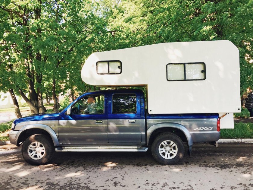 Кемпер Пилигрим 370l