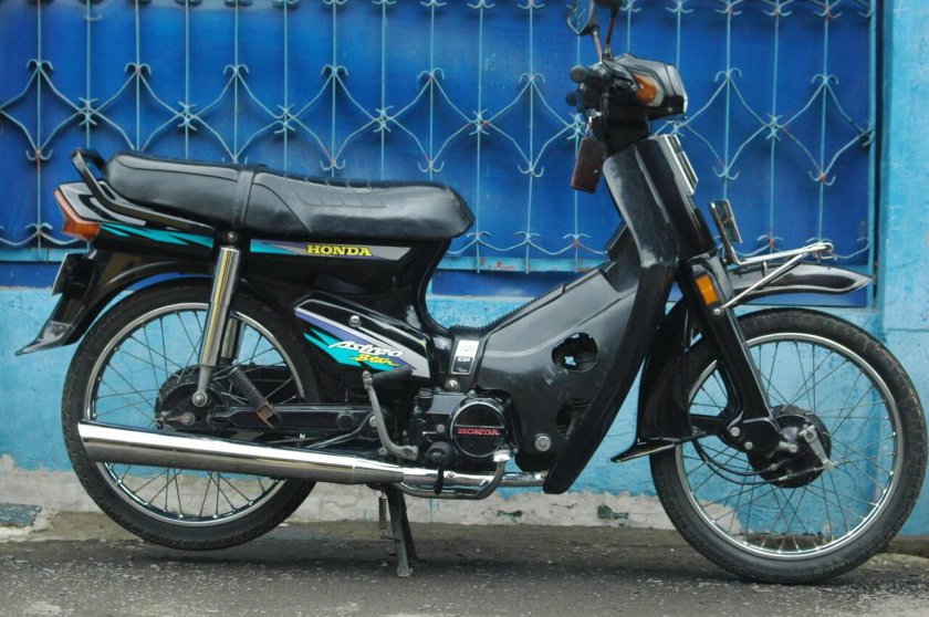 Honda Astrea prima baru